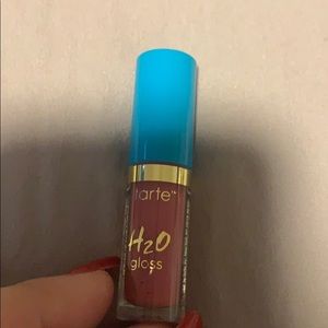Tarte H2O lip gloss shade: sail away